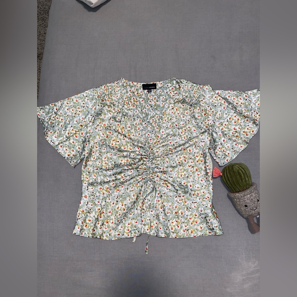 Floral top